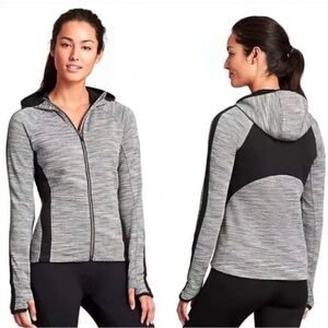 Athleta Snowscape Quilted Running Jacket Hoodie XL Gray Black